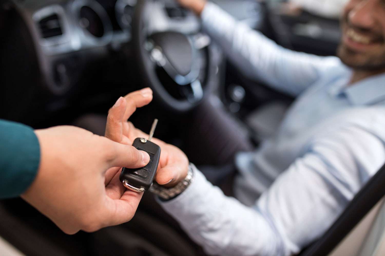 Auto a noleggio a breve termine a Bologna da Autoservice Ribani